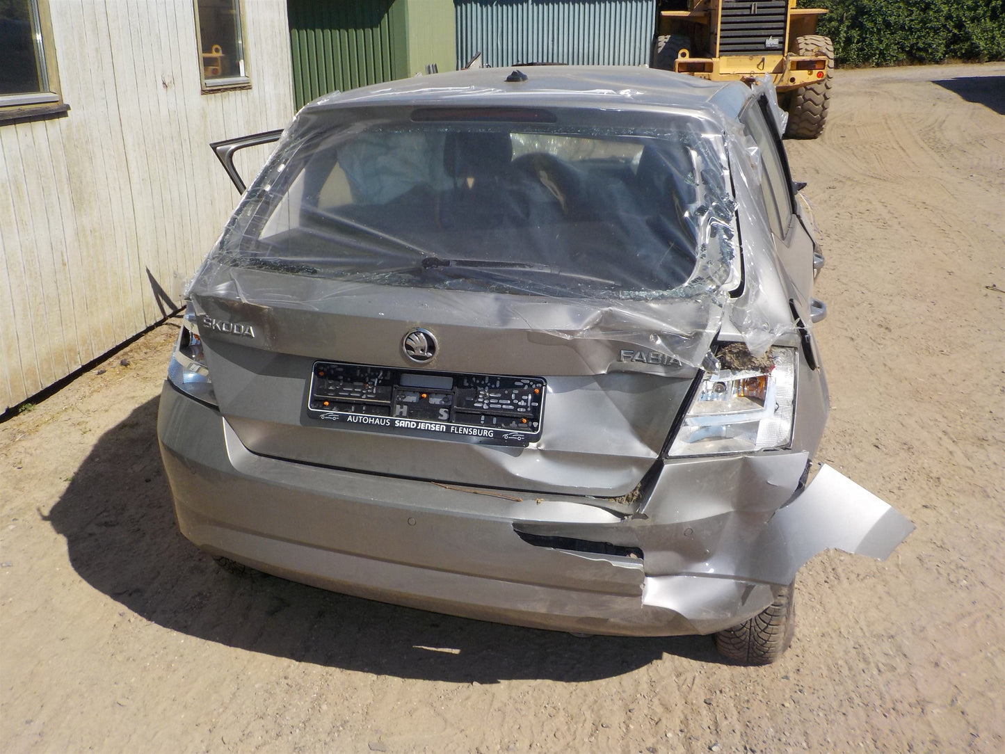 Skoda Fabia Pluk-Selv-Bil Med OEM Nr. TMBER6NJ2JZ071102 Fra Skoda Ophugger