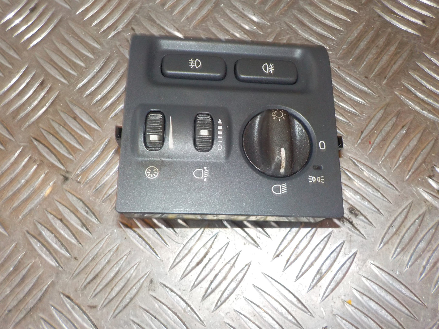 Volvo S40/V40 Kontakt Lys Med OEM Nr. Ophugger Fra Volvo Ophugger