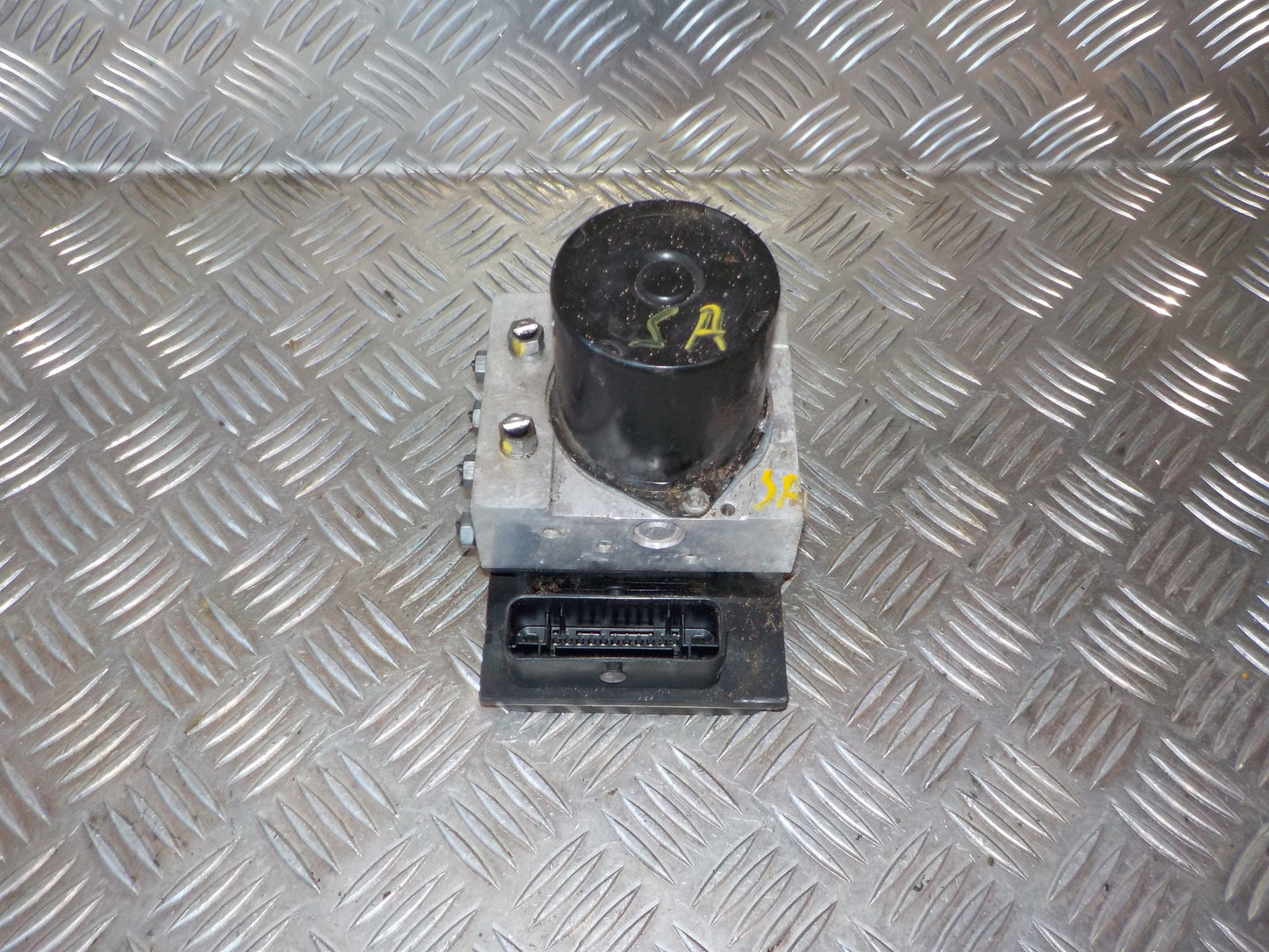 Skoda Roomster ABS Pumpe Med OEM Nr. 6R0907379E Fra Skoda Ophugger