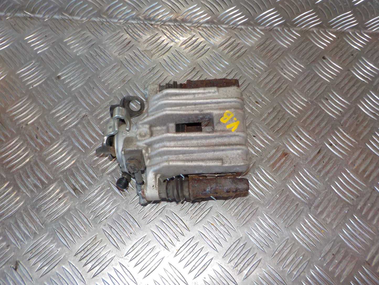 Skoda Roomster Bremsekaliber Vb Med OEM Nr. 1J0615423G Fra Skoda Ophugger