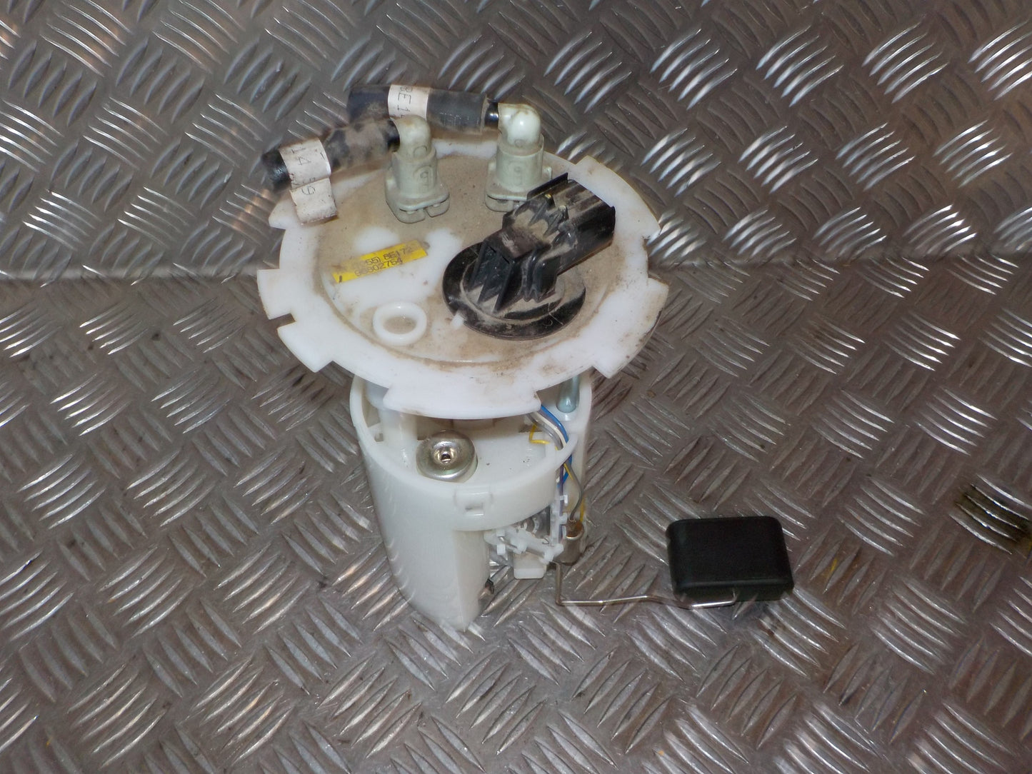 Chevrolet Aveo Benz/Brændstofpumpe El Med OEM Nr. Ophugger Fra Chevrolet Ophugger