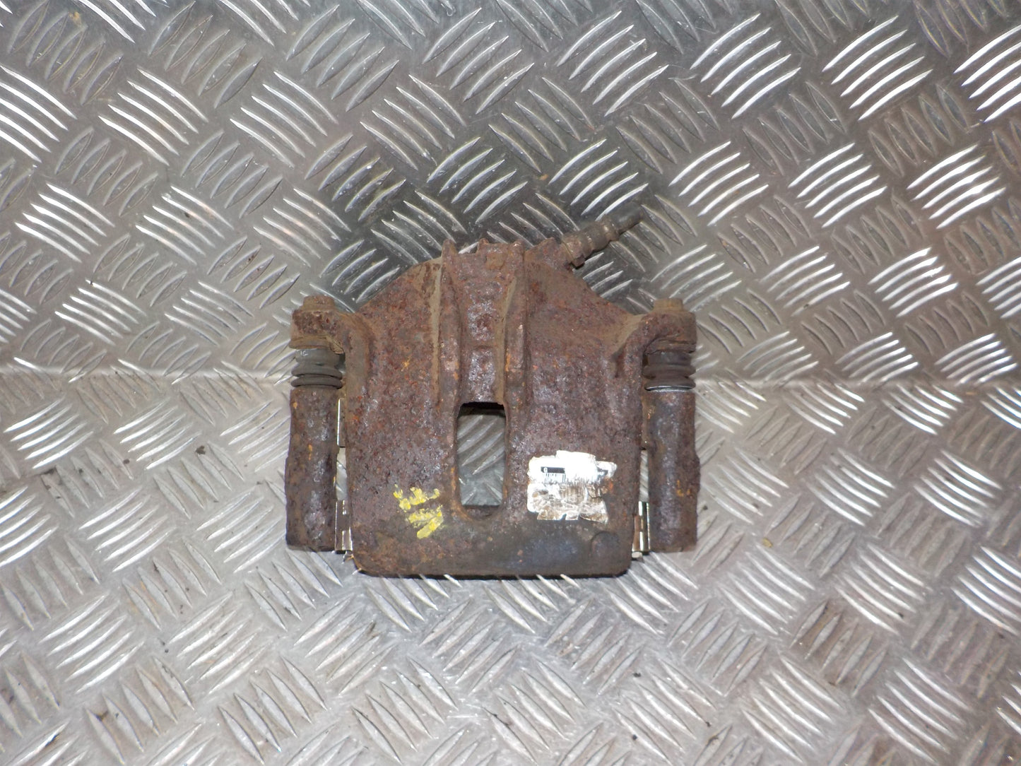 Peugeot 1007 Bremsekaliber VF Med OEM Nr. 4400R6 Fra Peugeot Ophugger