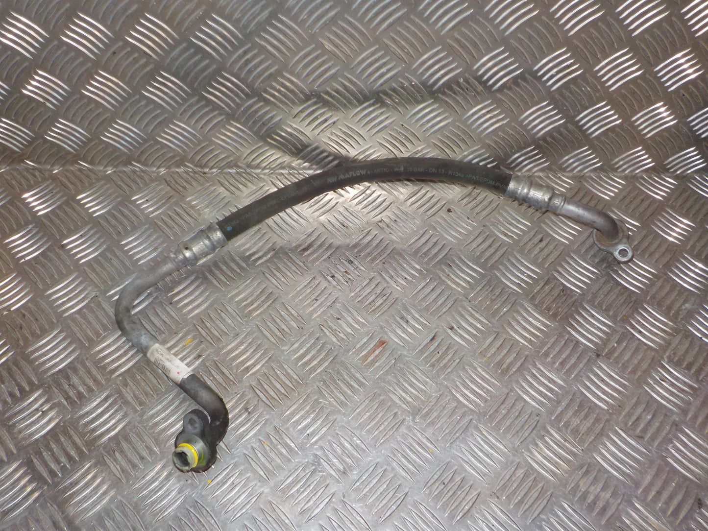 Volvo V70 Aircond. Rør/Slanger Med OEM Nr. 31291351 Fra Volvo Ophugger