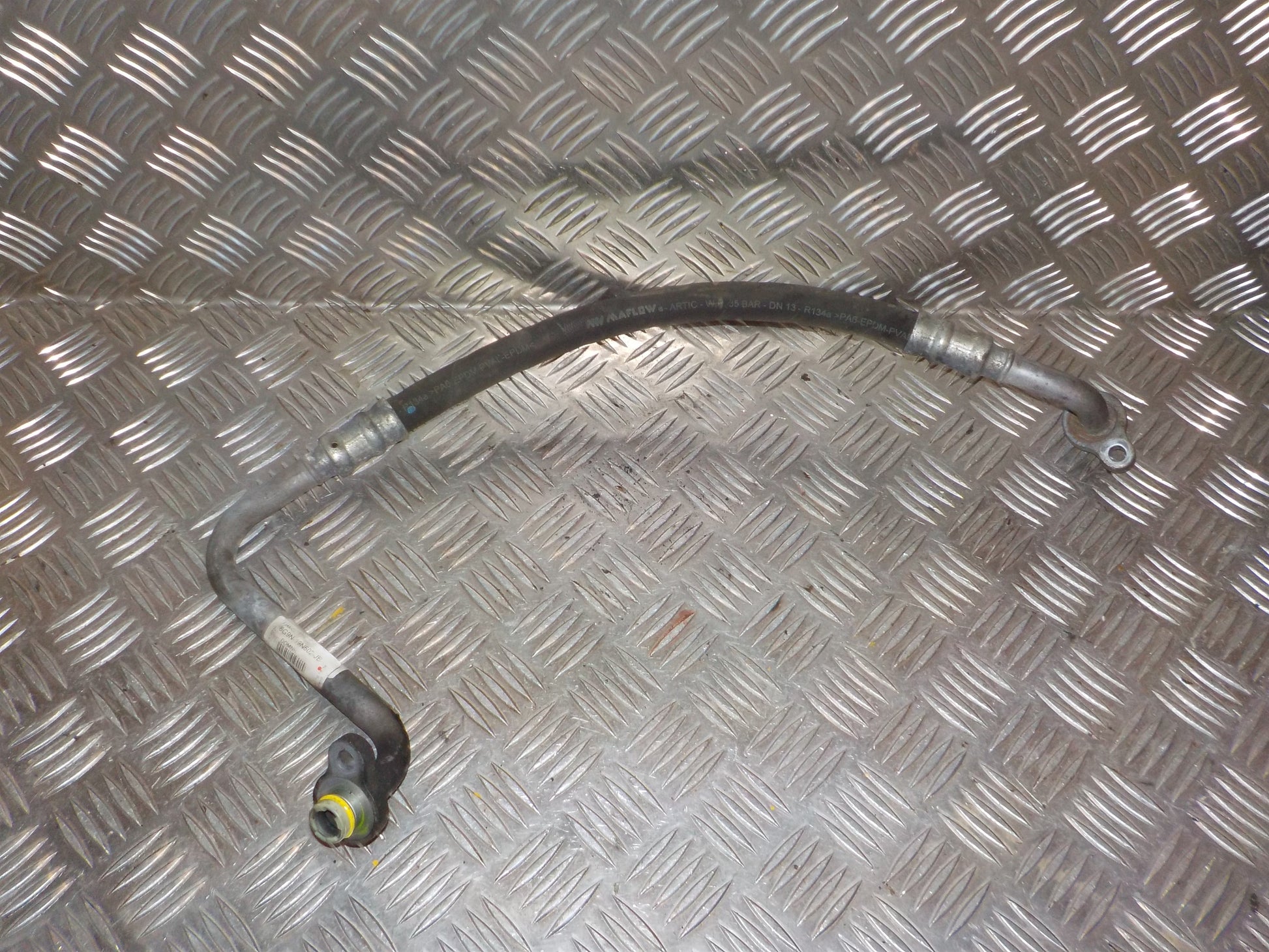 Volvo V70 Aircond. Rør/Slanger Med OEM Nr. 31291351 Fra Volvo Ophugger