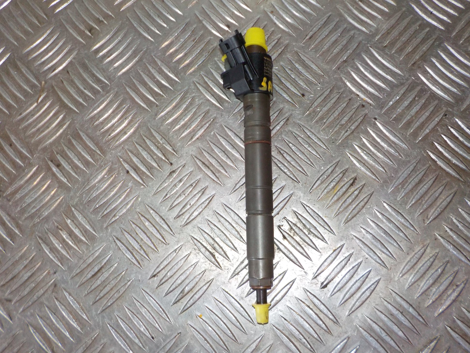 Volvo V70 Dyse Med OEM Nr. 0445116046 Fra Volvo Ophugger