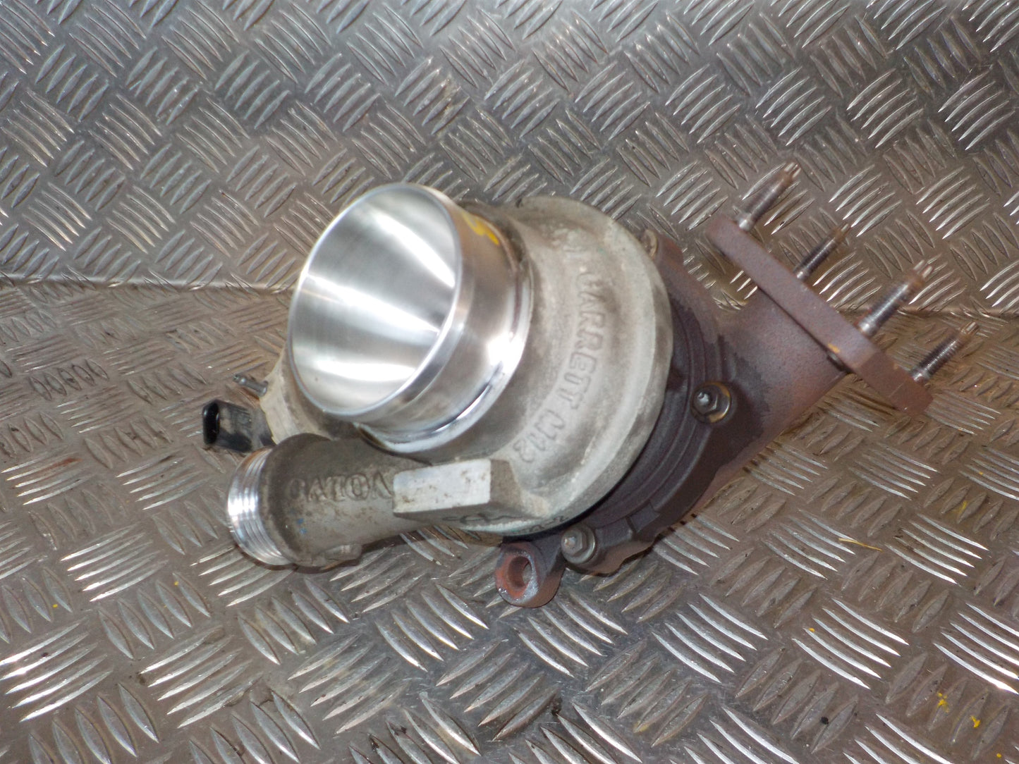 Volvo V70 Turbolader Med OEM Nr. 31380219 Fra Volvo Ophugger