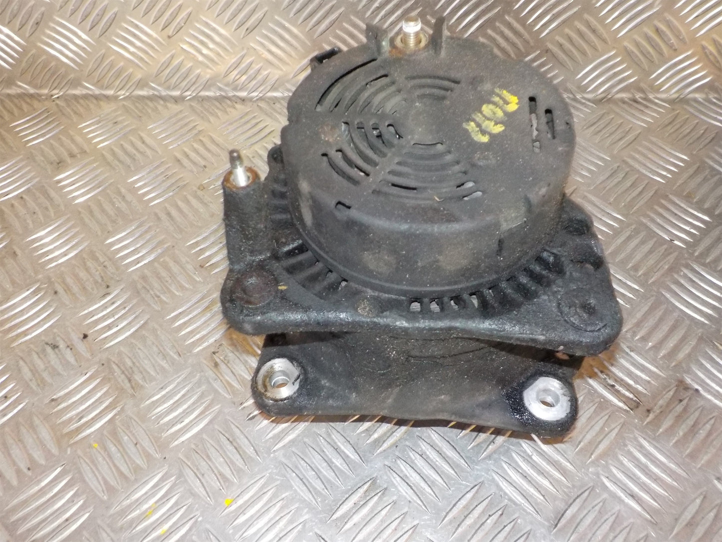VW Transporter T4 Generator Med OEM Nr. 028903027N Fra VW Ophugger