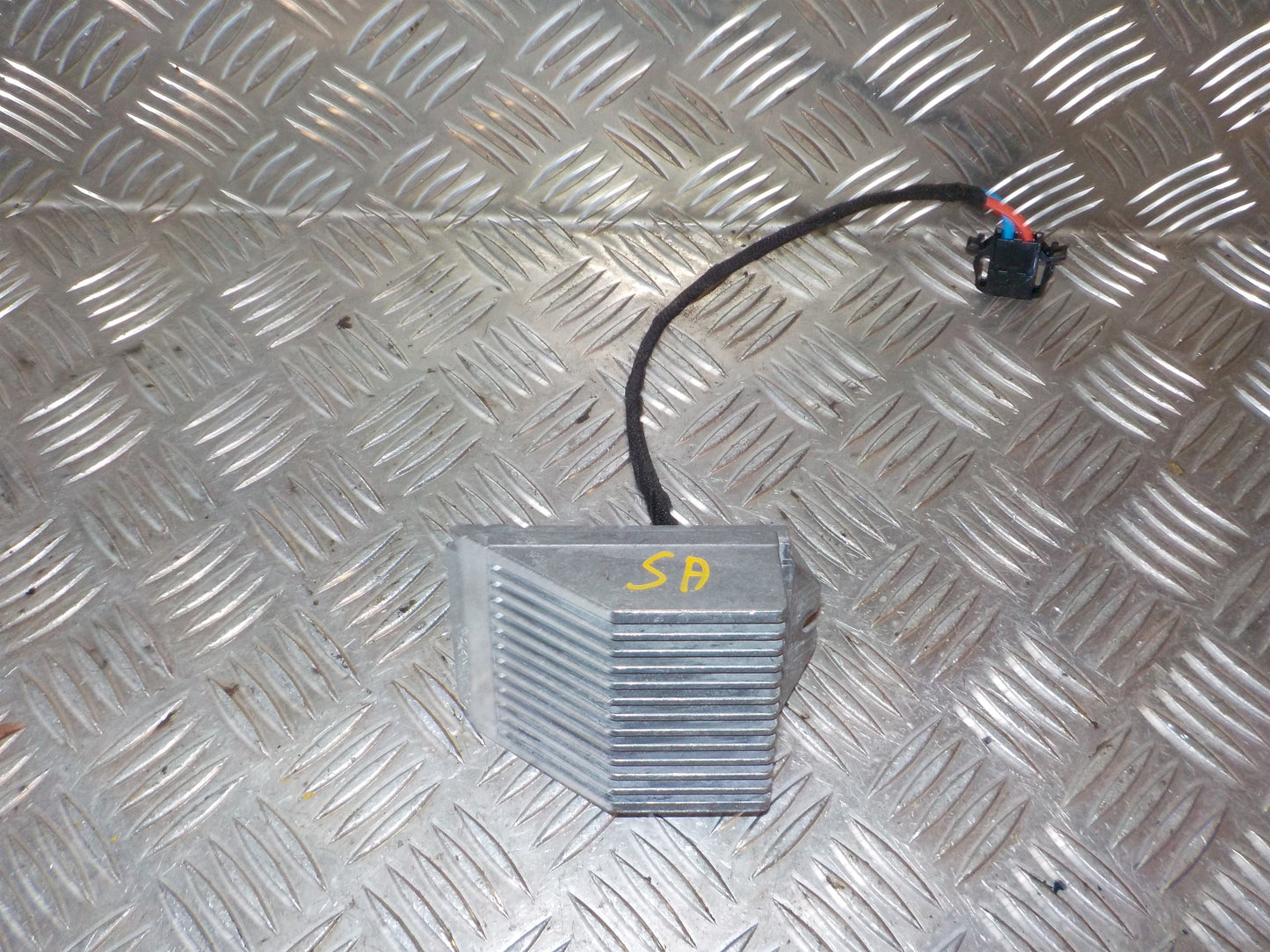 Skoda Fabia Relæ Køleblæser Med OEM Nr. 6Q1907521B Fra Skoda Ophugger