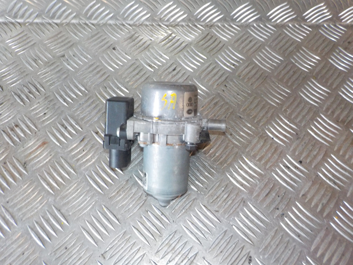 Skoda Fabia Vacuumpumpe Med OEM Nr. 1K0612181F Fra Skoda Ophugger