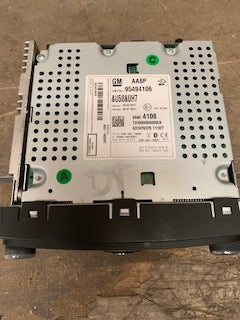 Chevrolet Aveo Radio M/Cd Med OEM Nr. 95494106 Fra Chevrolet Ophugger