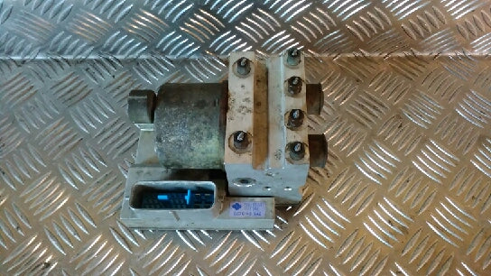 Mazda 626 GF/GW Abs Pumpe Med OEM Nr. GEYC437A0 Fra Mazda Ophugger