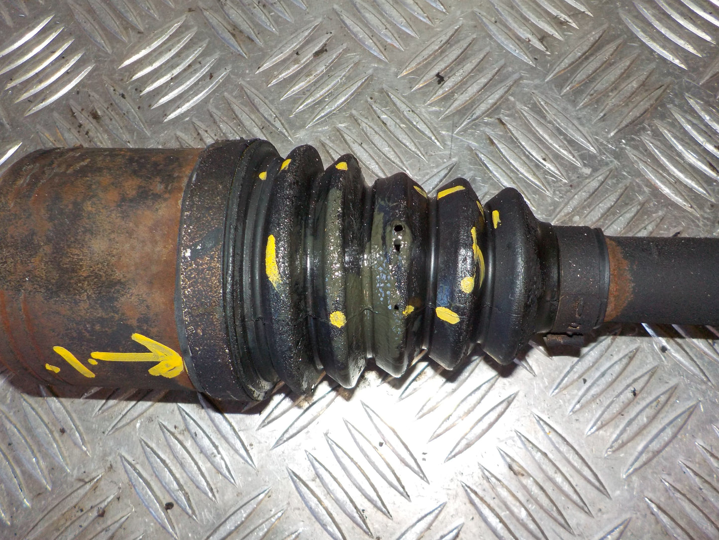 Renault Clio 4 Trækaksel For V Med OEM Nr. Ophugger Fra Renault Ophugger