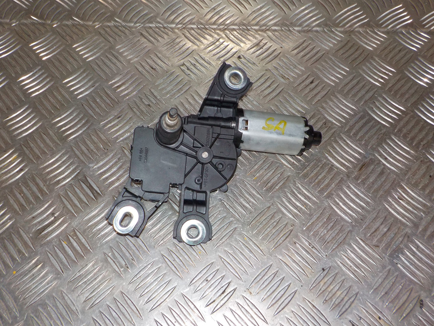 VW Tiguan 5N Bagrudevisker Motor Med OEM Nr. 5N0955711B Fra VW Ophugger
