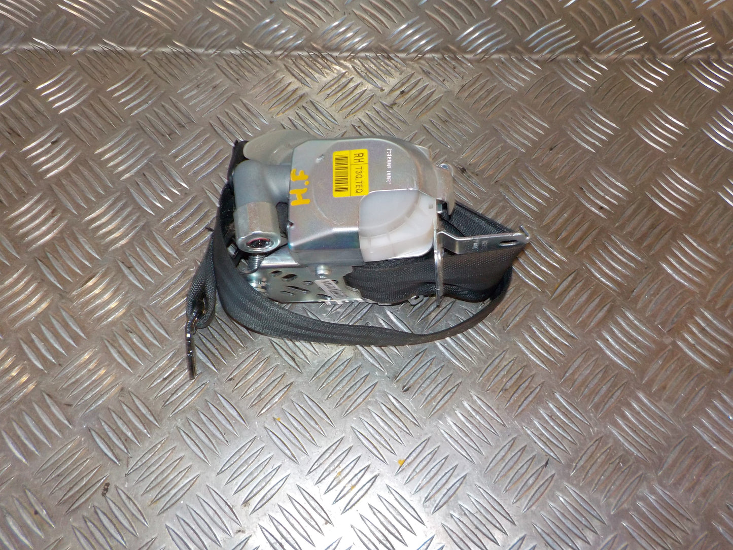 Kia Picanto Sikkerhedsseler For Med OEM Nr. 888201Y000EQ Fra Kia Ophugger