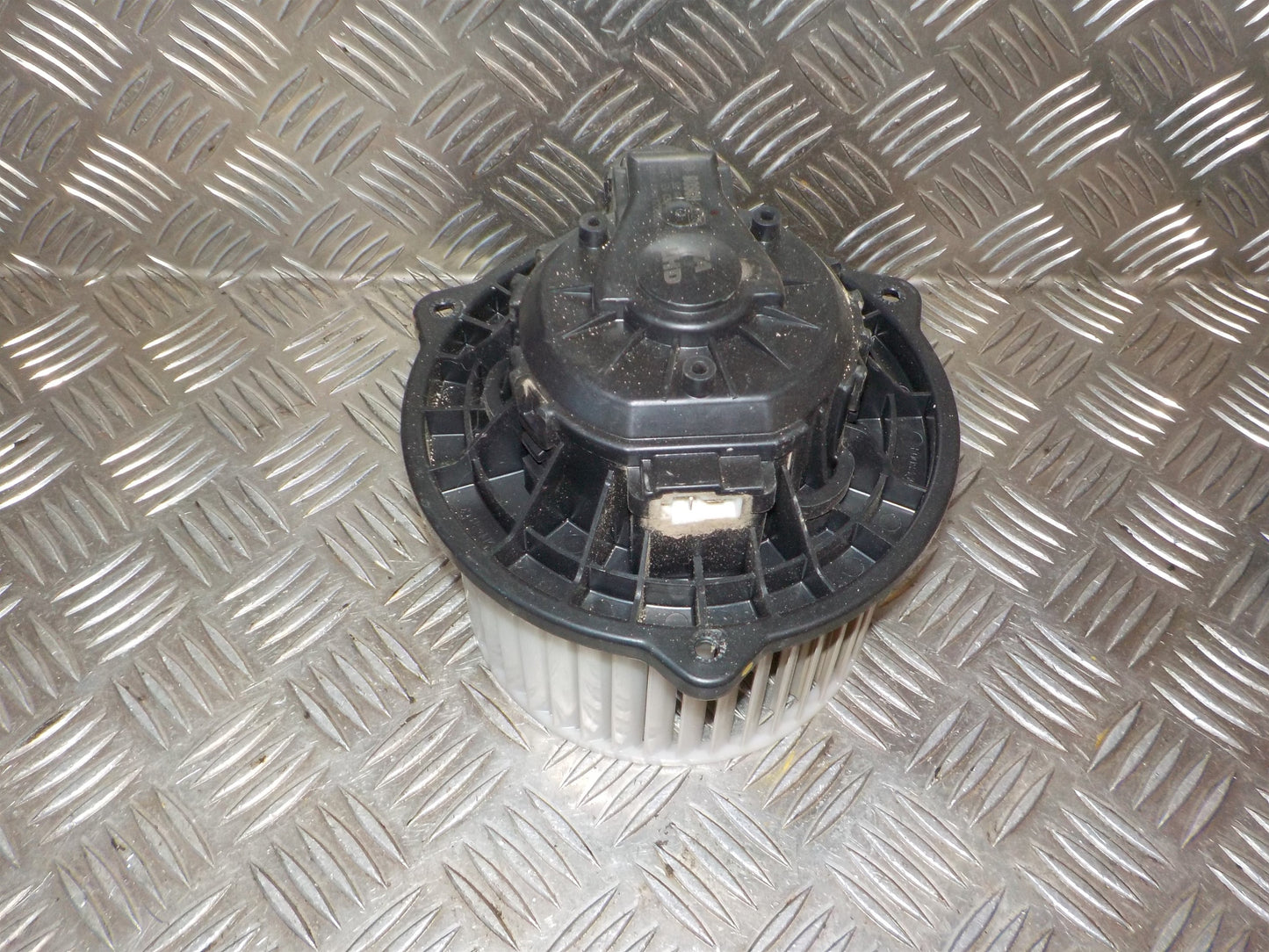 Kia Picanto Varmeblæser Med OEM Nr. 00S382466 Fra Kia Ophugger