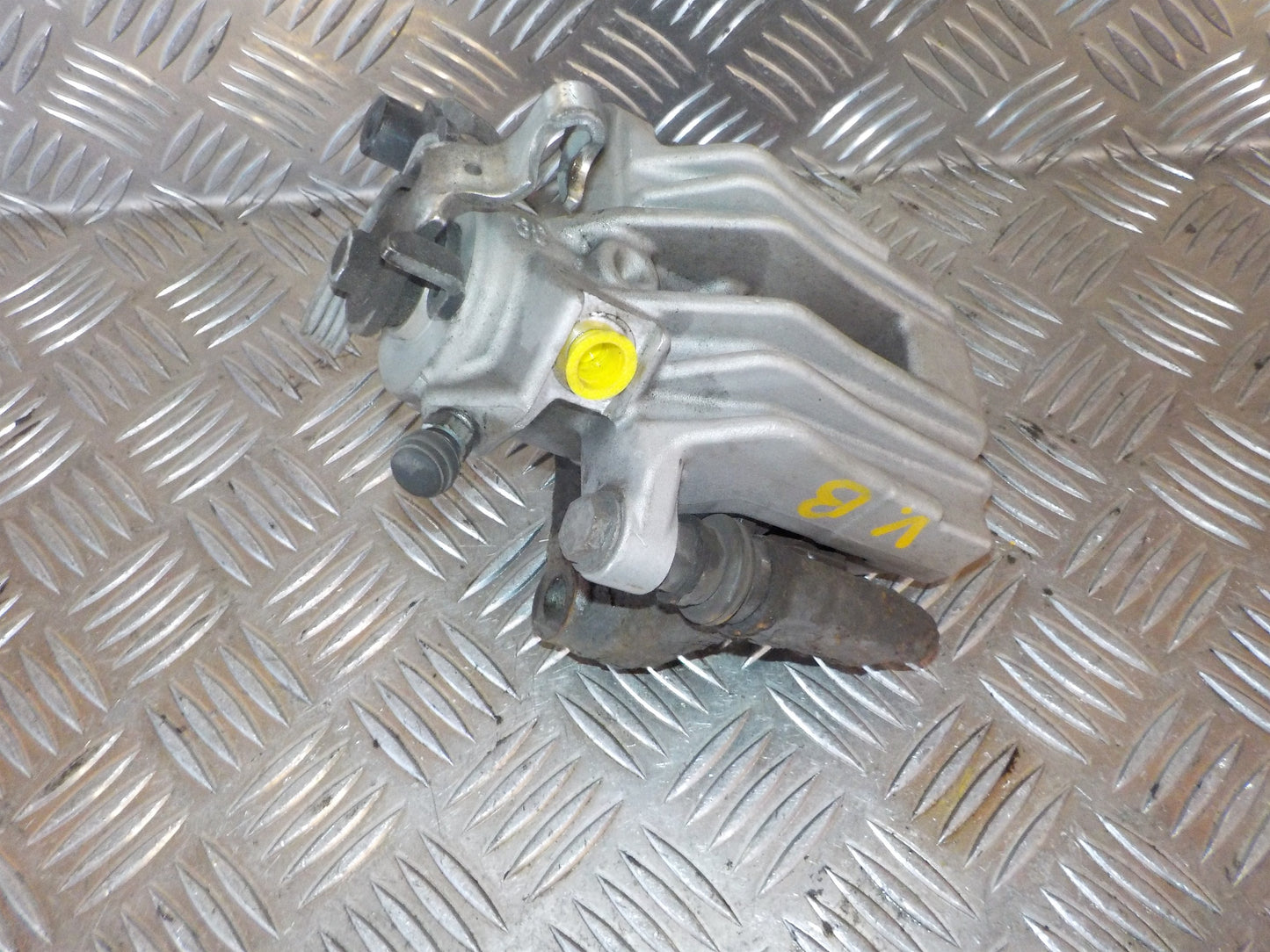 Skoda Fabia Bremsekaliber VB Med OEM Nr. 1J0615423G Fra Skoda Ophugger