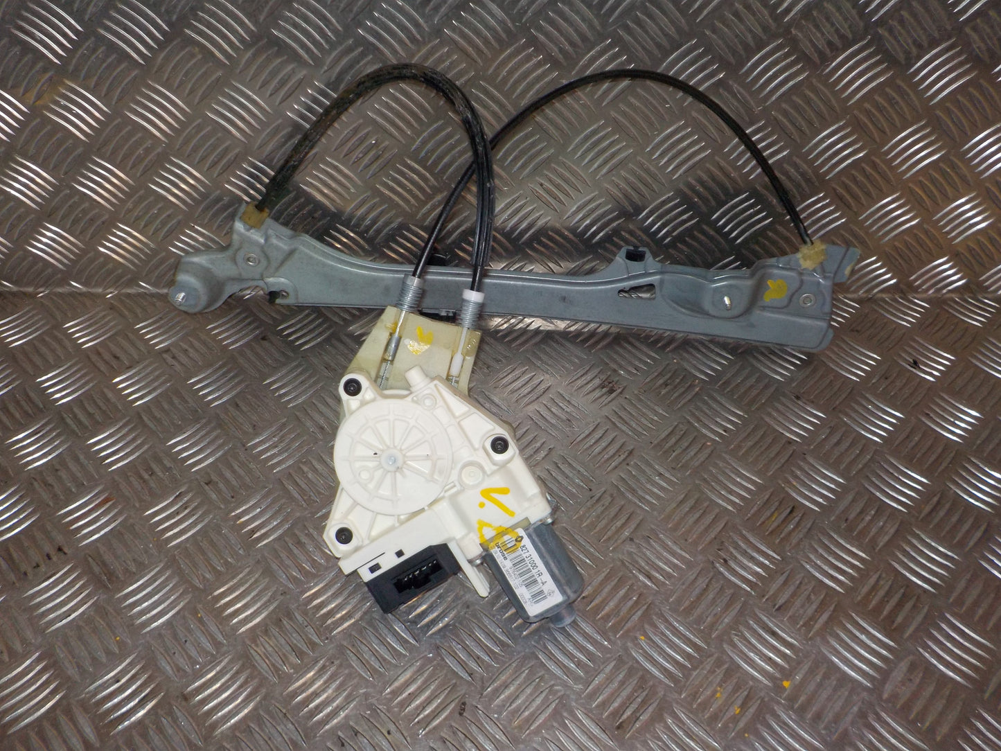 Renault Laguna 3 Rudemotor - Rudehejs Med OEM Nr. 827310001RA Fra Renault Ophugger