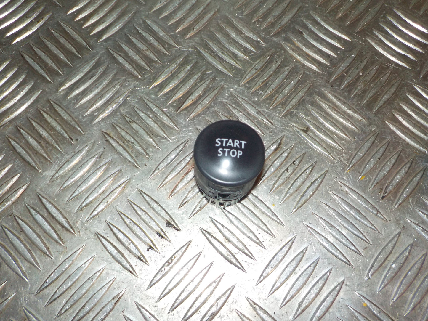 Renault Laguna 3 Start/Stop Motor Med OEM Nr. 1927937 Fra Renault Ophugger