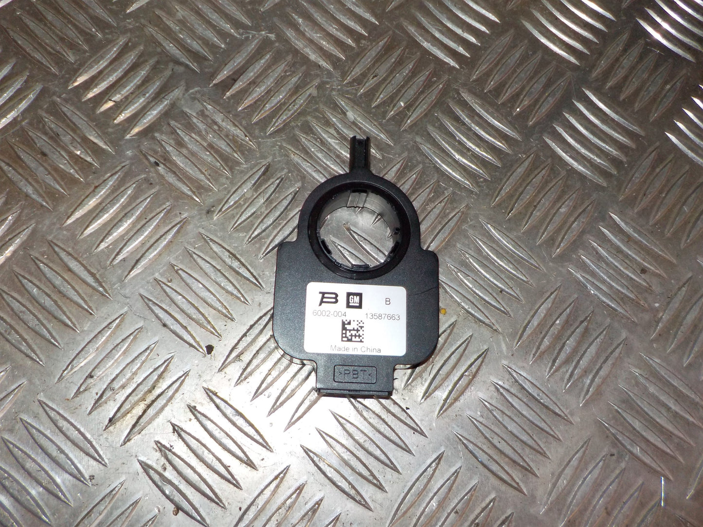 Opel Meriva B Ratvinkelsensor Med OEM Nr. 13587663 Fra Opel Ophugger