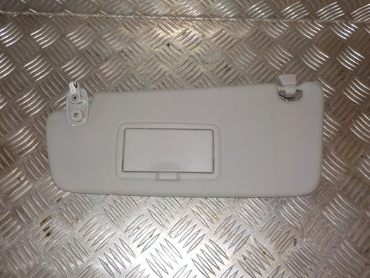 Opel Meriva B Solskærm Med OEM Nr. 13424473 Fra Opel Ophugger