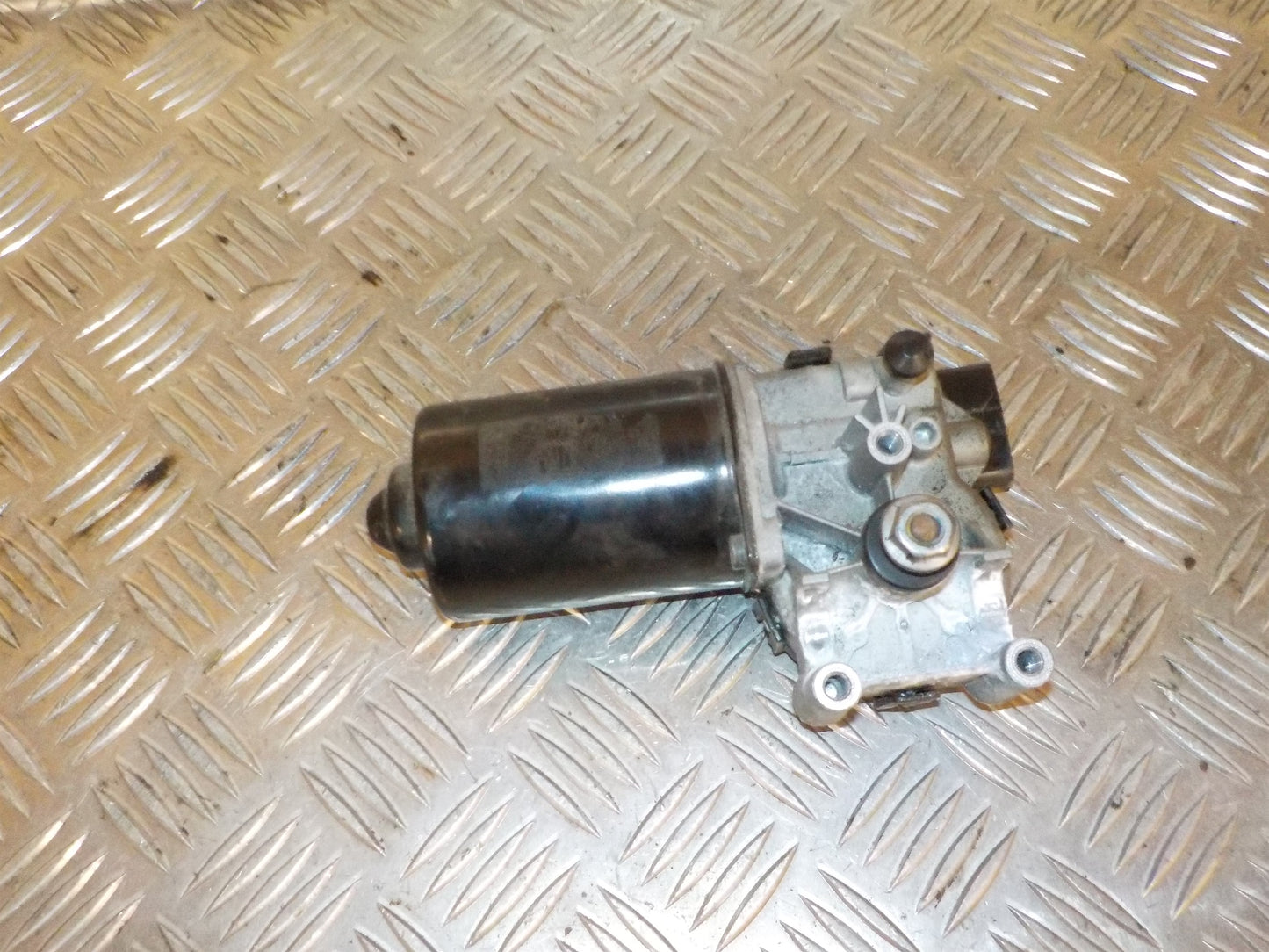 Kia Picanto Viskermotor Med OEM Nr. 981101Y000 Fra Kia Ophugger