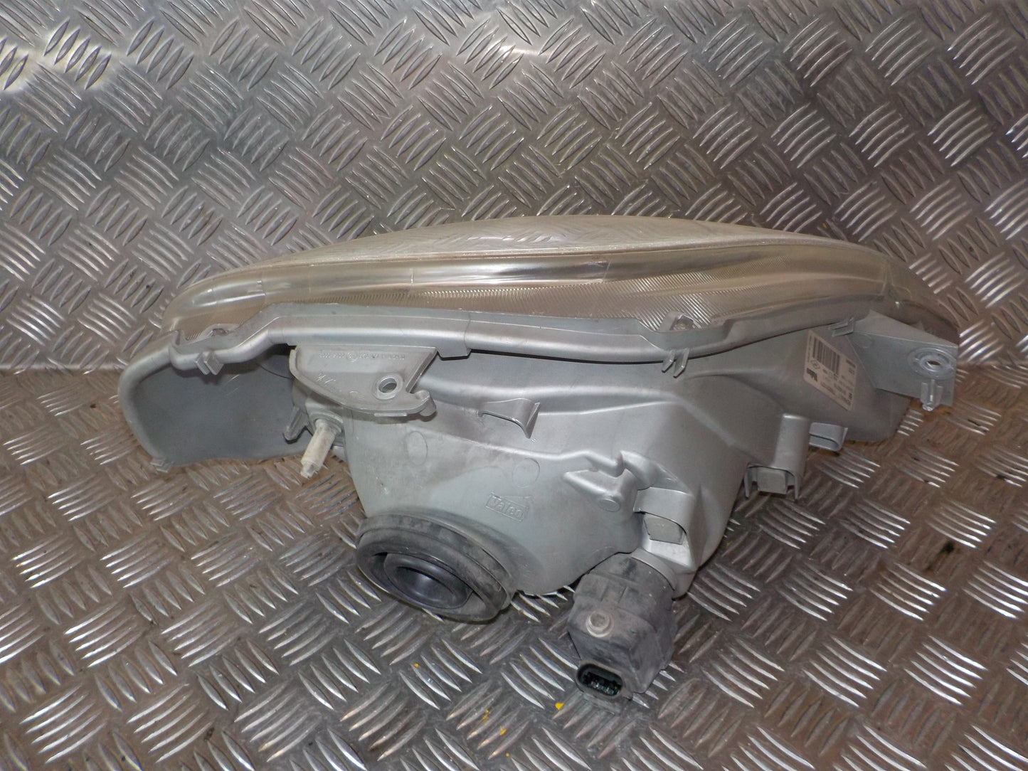 Opel Vivaro 1 Forlygte Med OEM Nr. 91165719 Fra Opel Ophugger