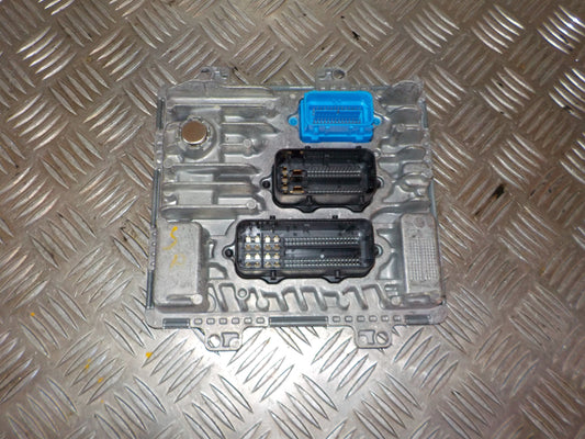 Opel Meriva B Motorstyring - Motorstyreboks - Injection Elboks Med OEM Nr. 55484727 Fra Opel Ophugger