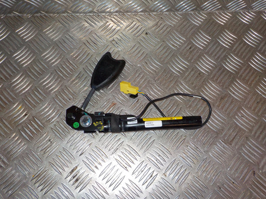 Opel Meriva B Seleholder (/-Lås) Med OEM Nr. 39050199 Fra Opel Ophugger