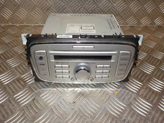 Ford Focus Radio M/Cd Med OEM Nr. 8M5T18C815AB Fra Ford Ophugger