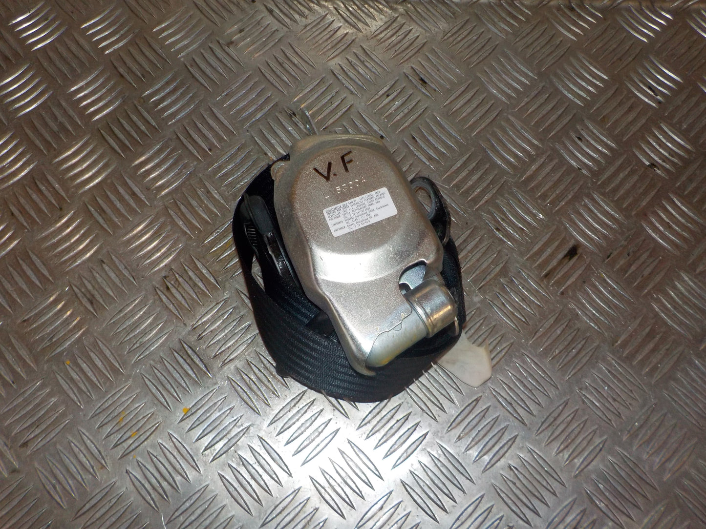 Toyota Aygo Sikkerhedsseler For Med OEM Nr. 7P2170P Fra Toyota Ophugger