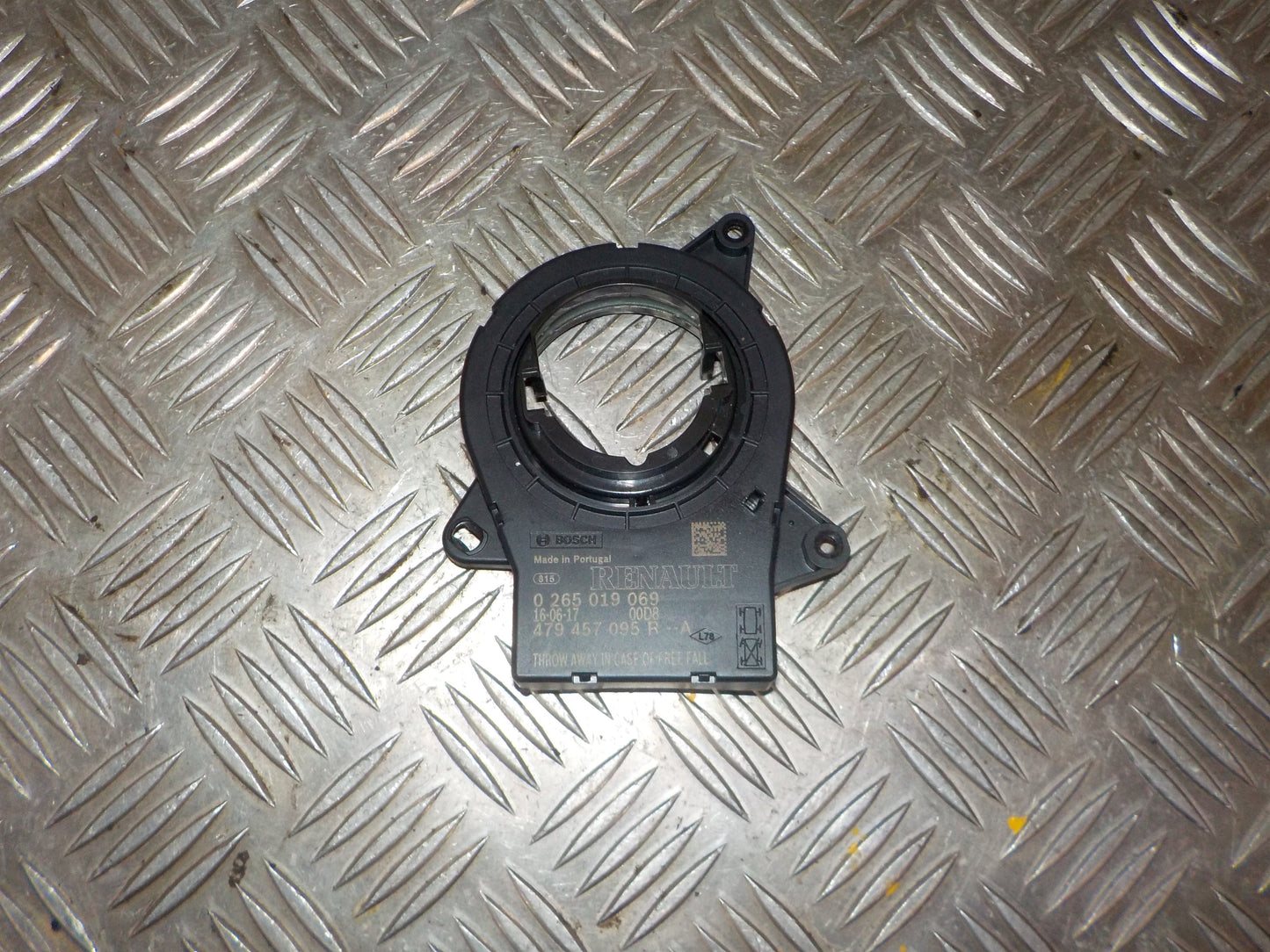Dacia Dokker Ratvinkelsensor Med OEM Nr. 0265019069 Fra Dacia Ophugger