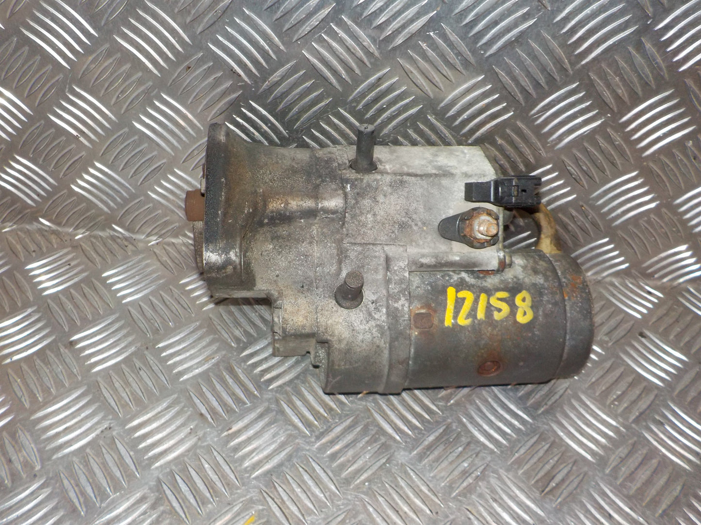 Toyota Avensis Verso Starter Med OEM Nr. 2810064430 Fra Toyota Ophugger