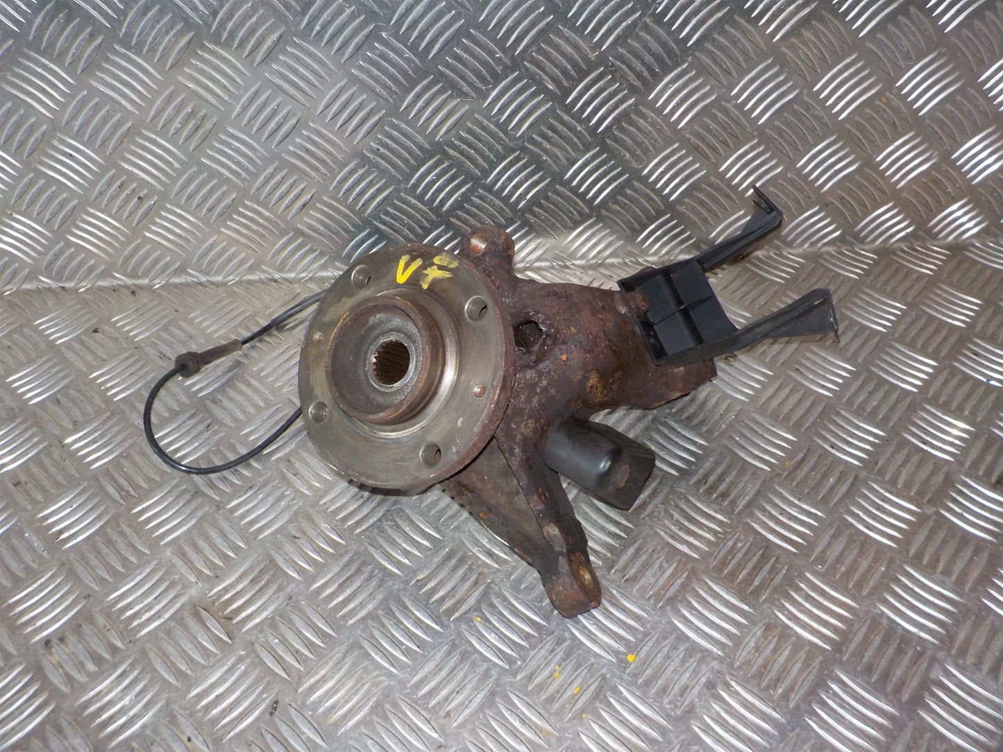 Peugeot 206+ Spindel For V Med OEM Nr. 364675 Fra Peugeot Ophugger