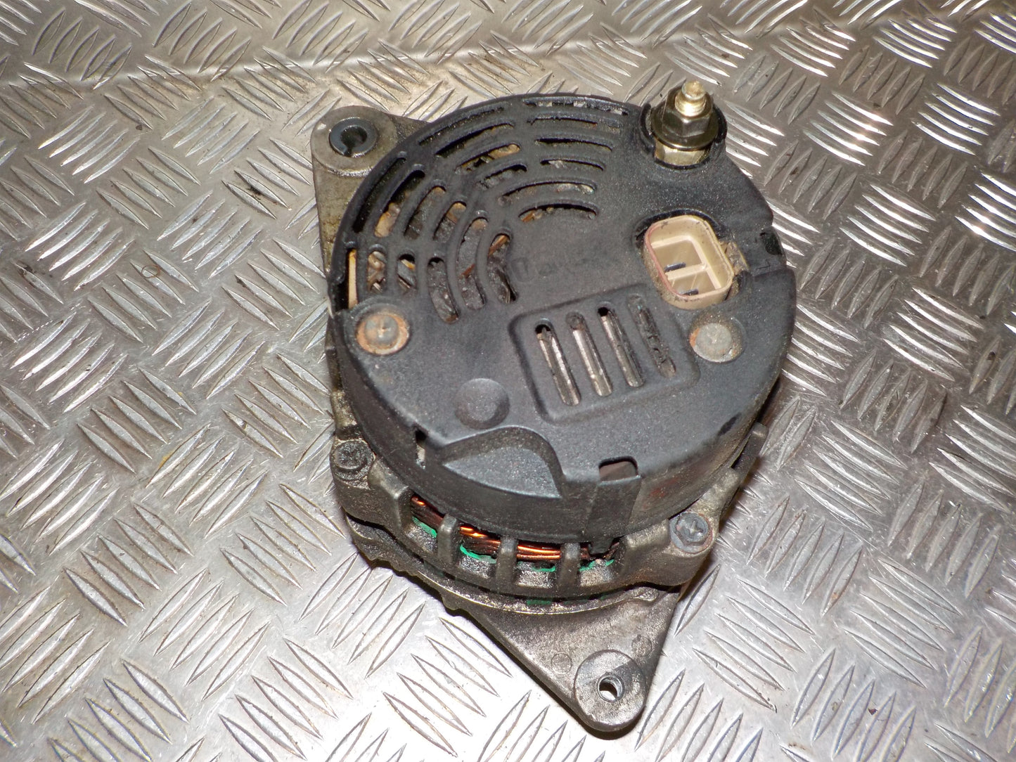 Hyundai Accent Generator Med OEM Nr. 3730022600 Fra Hyundai Ophugger