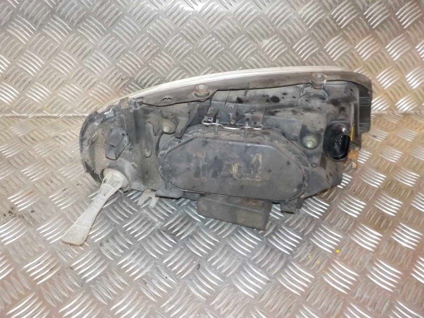 VW Sharan 7M Forlygte Med OEM Nr. 7M3941015AH Fra VW Ophugger