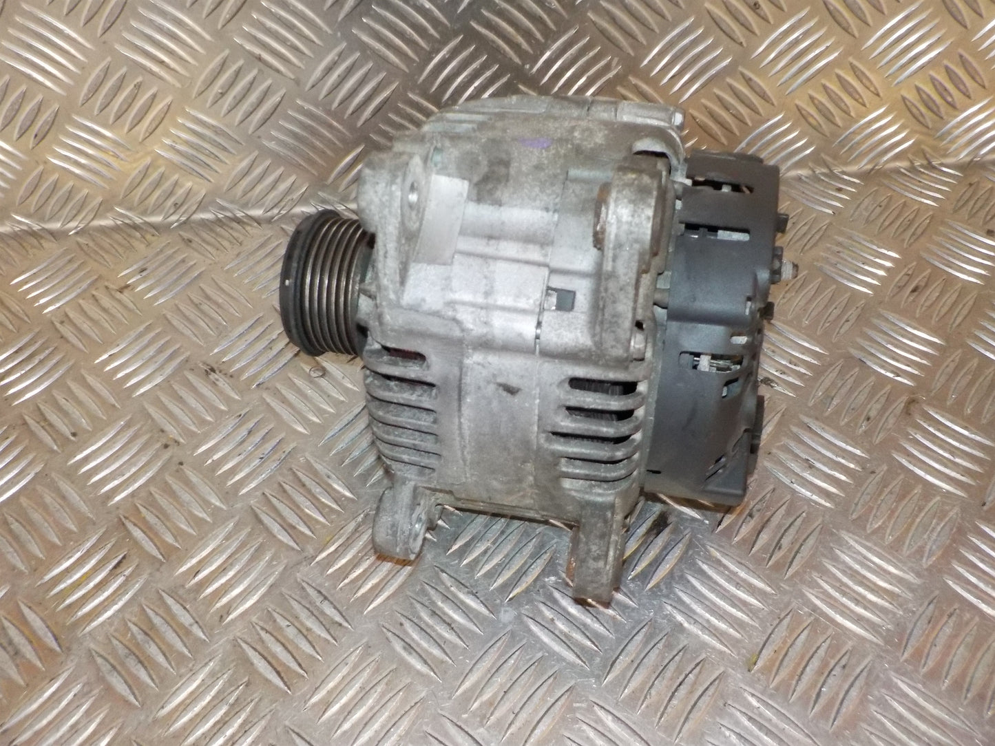 VW Sharan 7M Generator Med OEM Nr. 02190306L Fra VW Ophugger