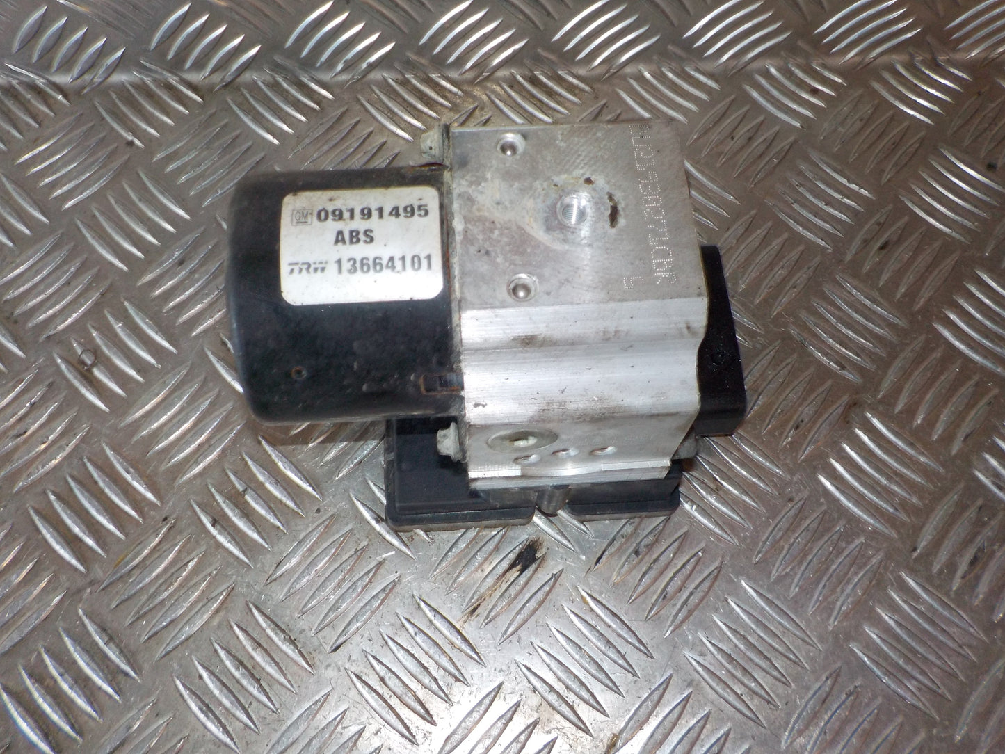 Opel Vectra C Abs Pumpe Med OEM Nr. 09191495 Fra Opel Ophugger