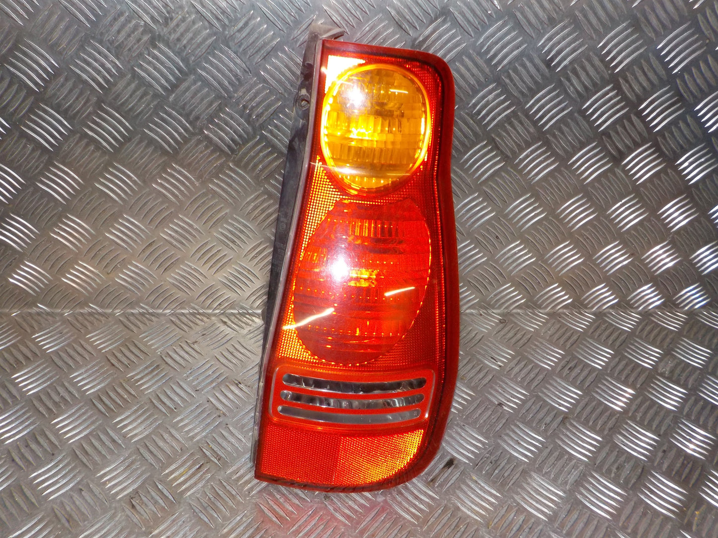 Hyundai Matrix Baglygte Med OEM Nr. 9240217010 Fra Hyundai Ophugger