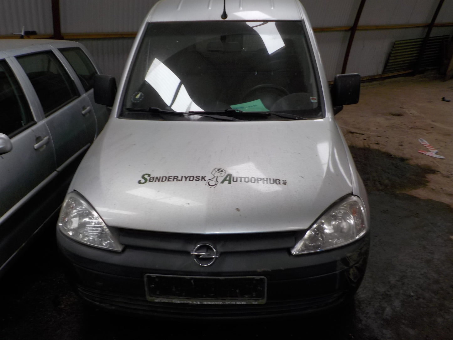 Opel Combo C Pluk-Selv-Bil Med OEM Nr. Ophugger Fra Opel Ophugger