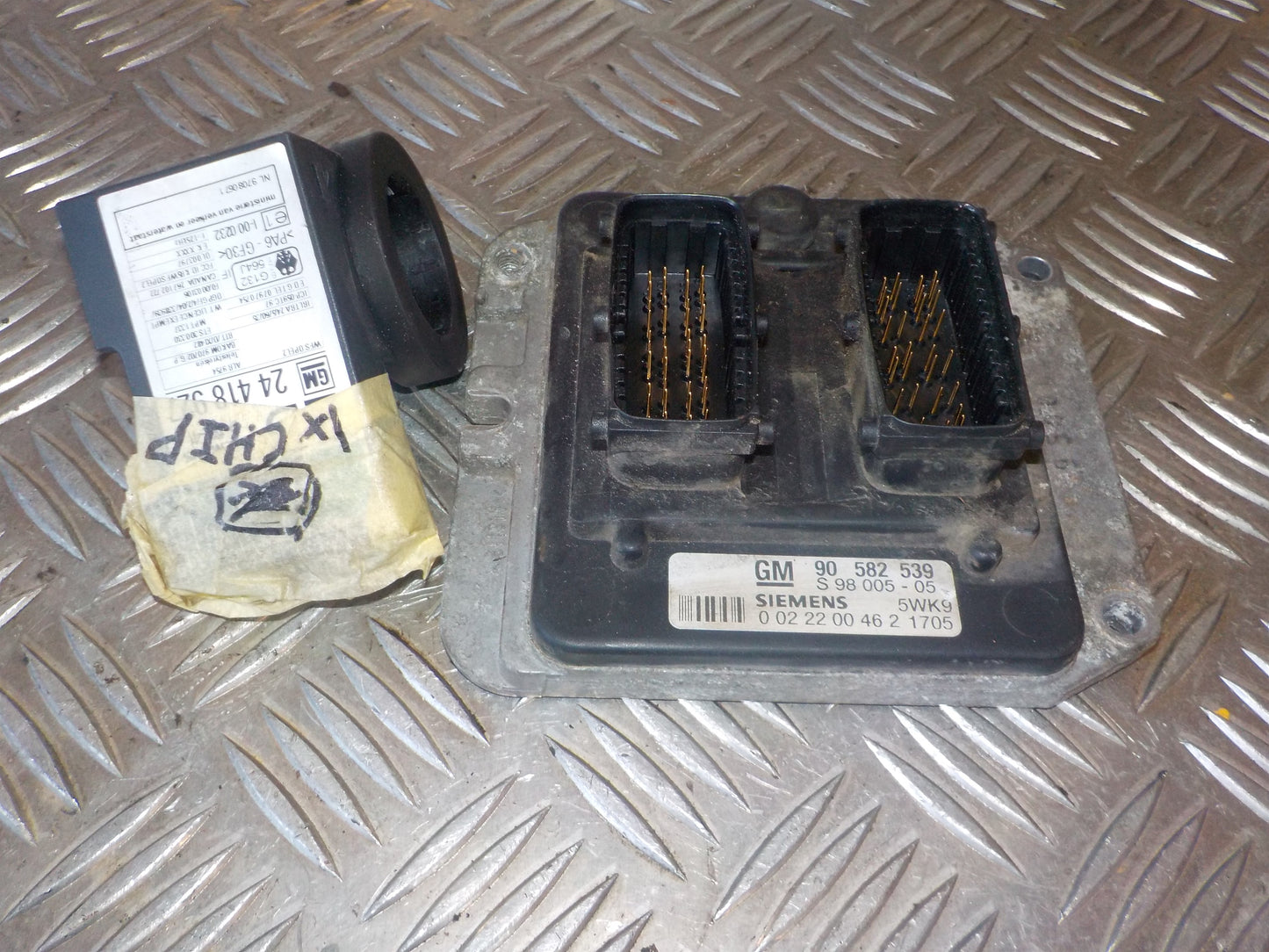 Opel Zafira A Startspærre Med OEM Nr. 90582539 Fra Opel Ophugger