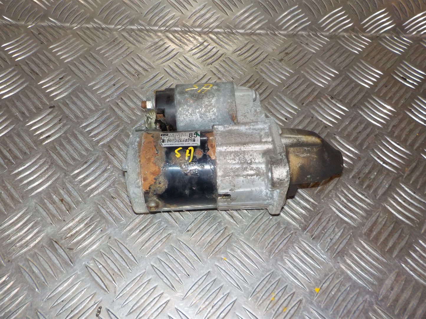 Mitsubishi Lancer Starter Med OEM Nr. M00T33771 Fra Mitsubishi Ophugger