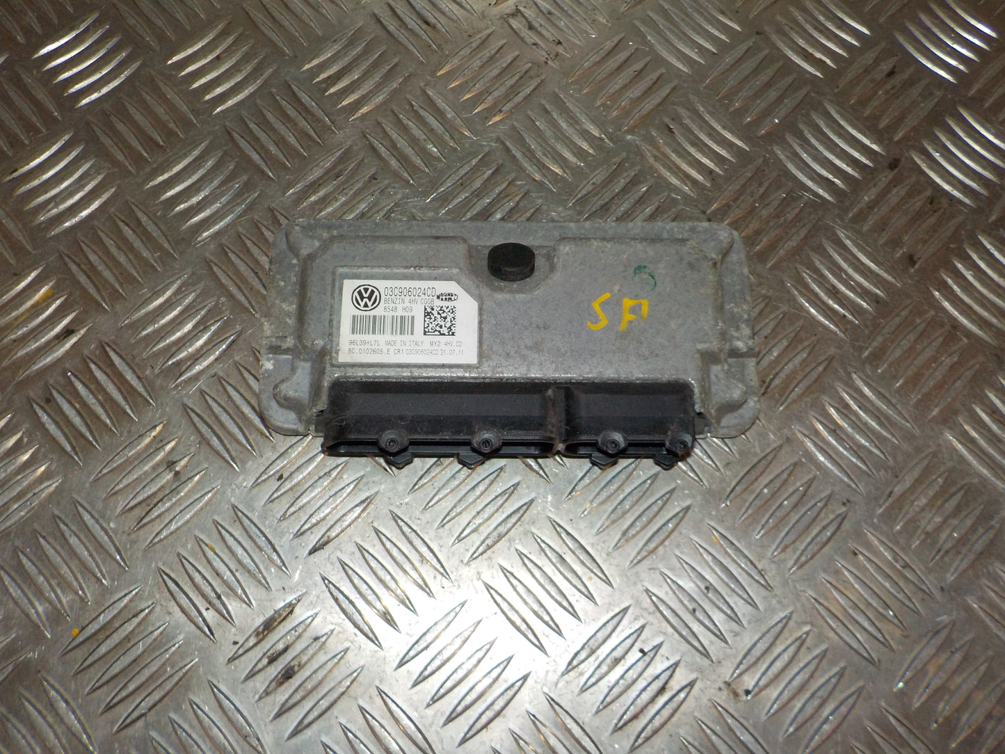Seat Ibiza 6J Motorstyring - Motorstyreboks - Injection Elboks Med OEM Nr. 03C906024CD Fra Seat Ophugger