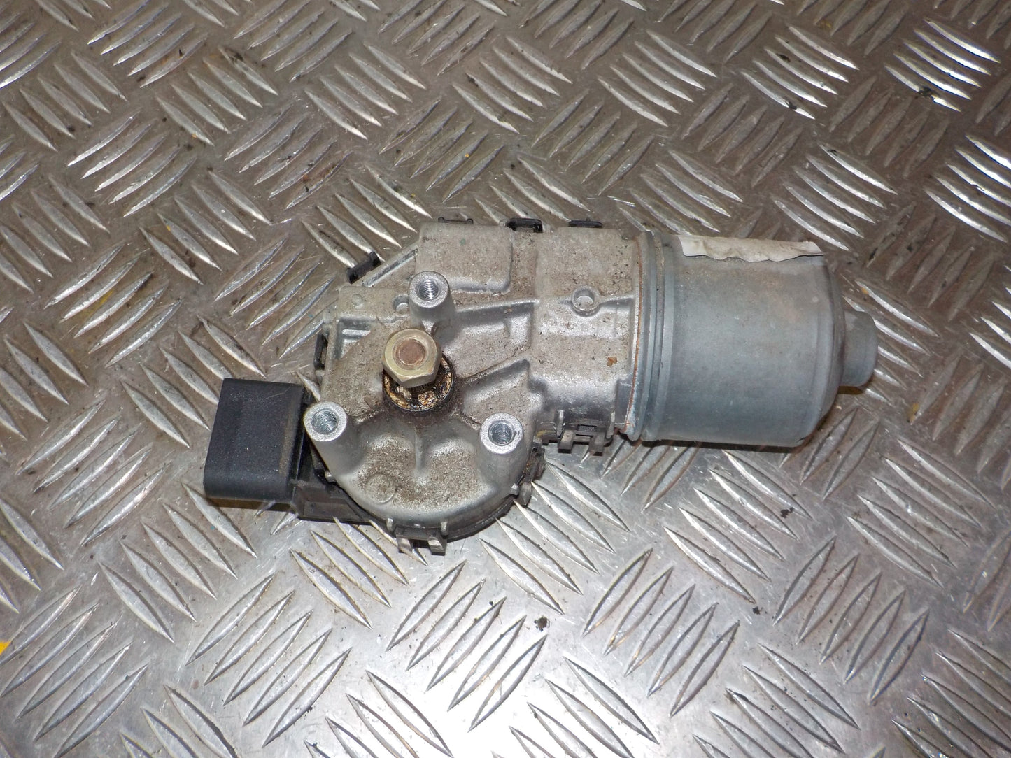 Skoda Superb Viskermotor Med OEM Nr. 3B1955113D Fra Skoda Ophugger