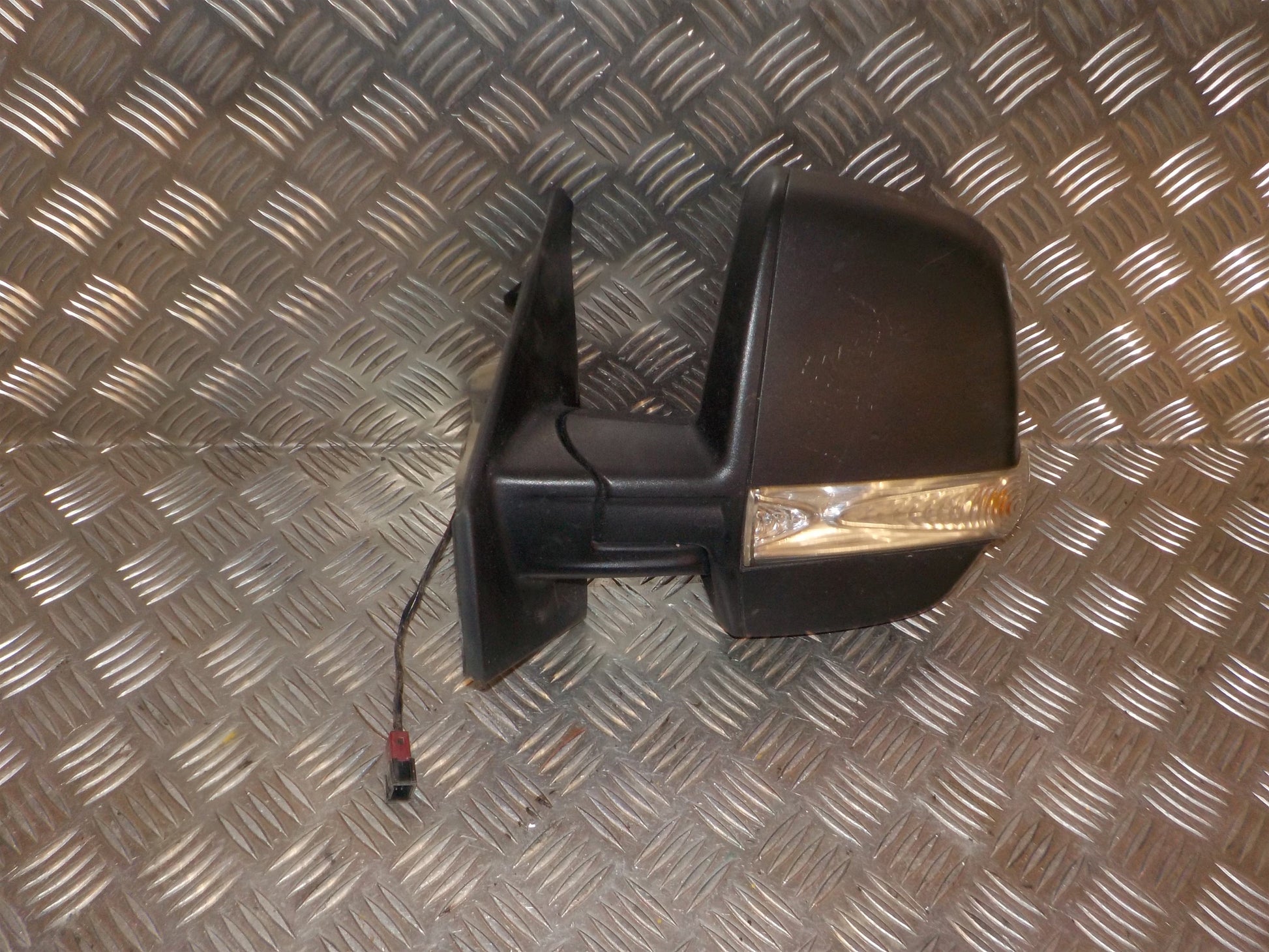 Fiat Doblo Sidespejl Med OEM Nr. 735668164 Fra Fiat Ophugger