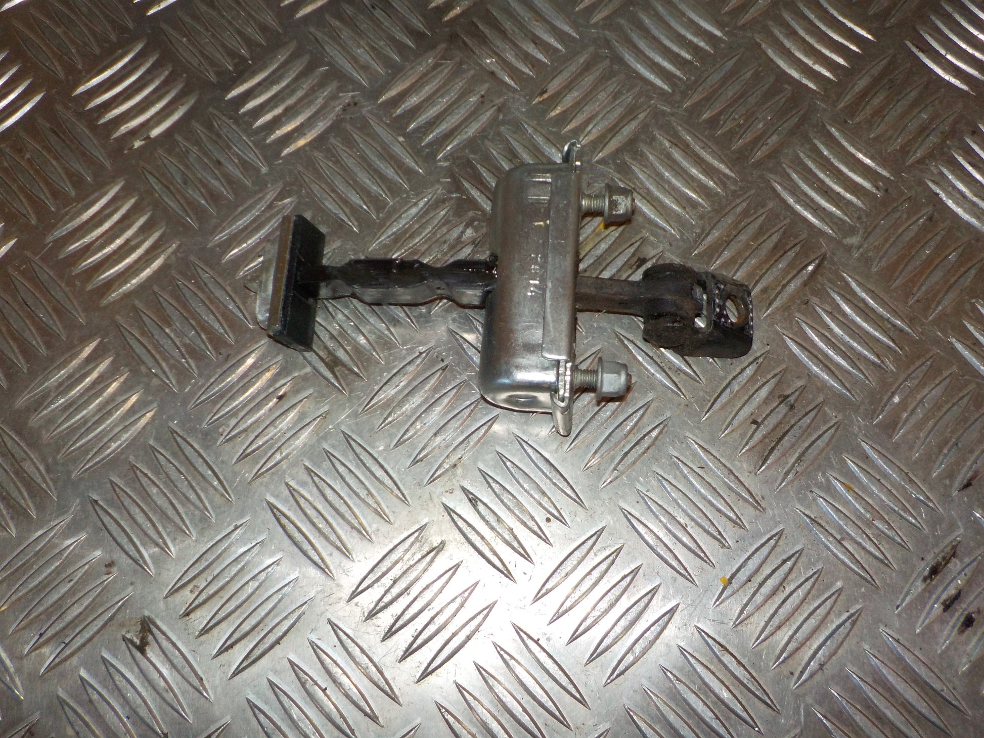 Ford Transit Custom Dørstop Med OEM Nr. BK21V23500AF Fra Ford Ophugger