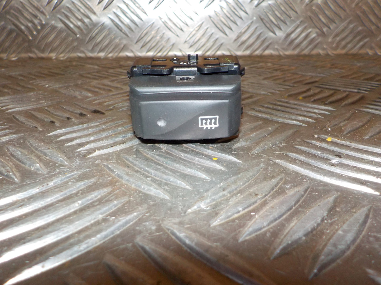 Dacia Dokker Kontakt El-Rude Med OEM Nr. 253503244R Fra Dacia Ophugger