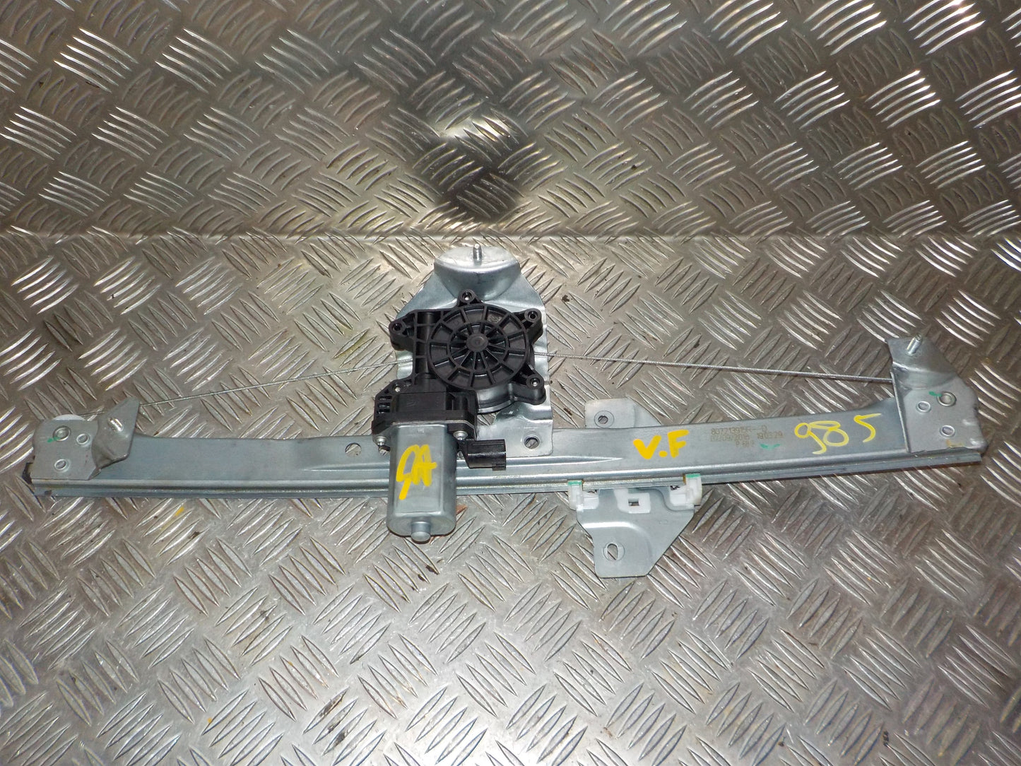 Dacia Dokker Rudemotor - Rudehejs Med OEM Nr. 128001472B Fra Dacia Ophugger