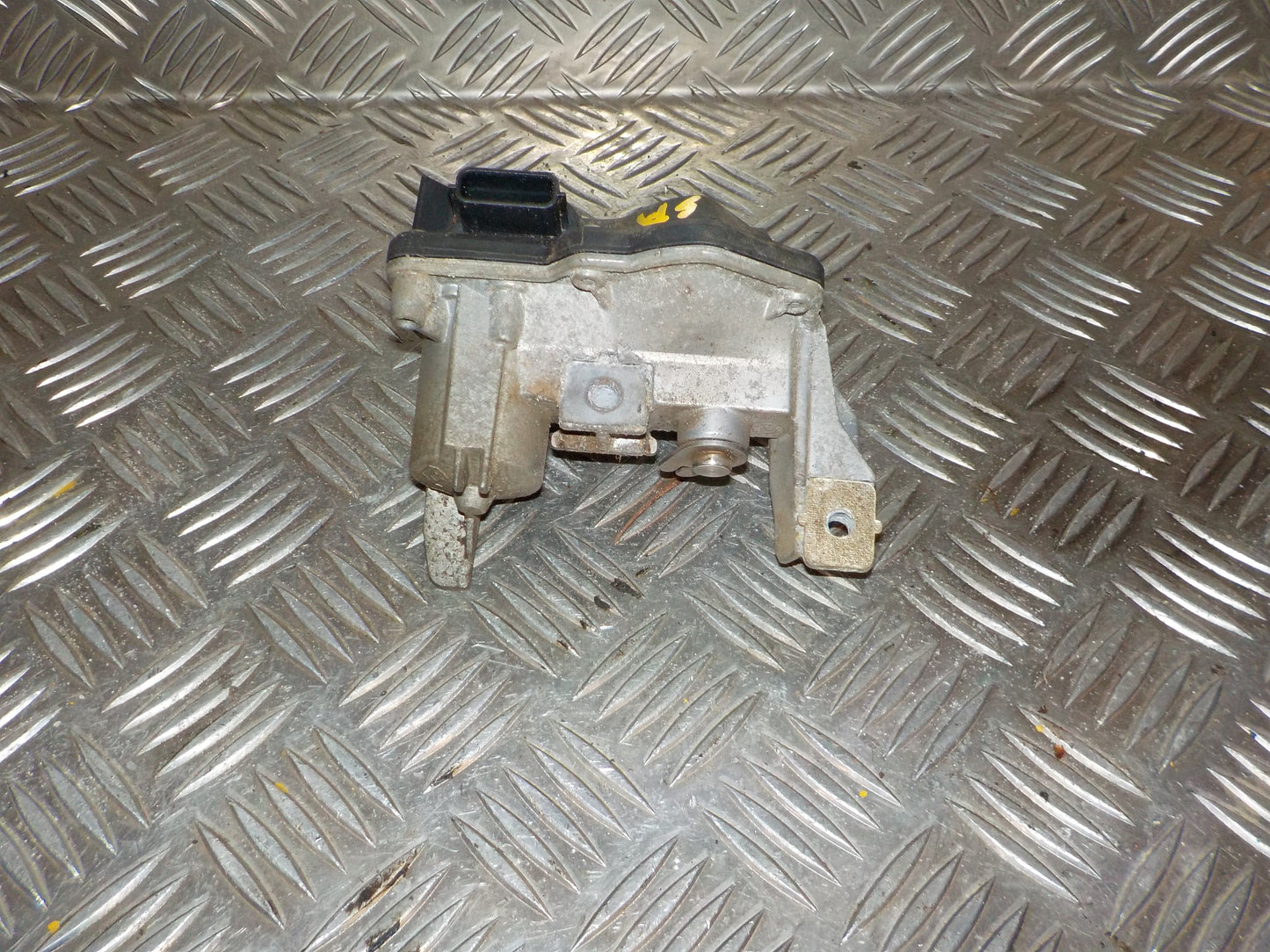 Dacia Dokker Spjældhus Med OEM Nr. 50885503 Fra Dacia Ophugger