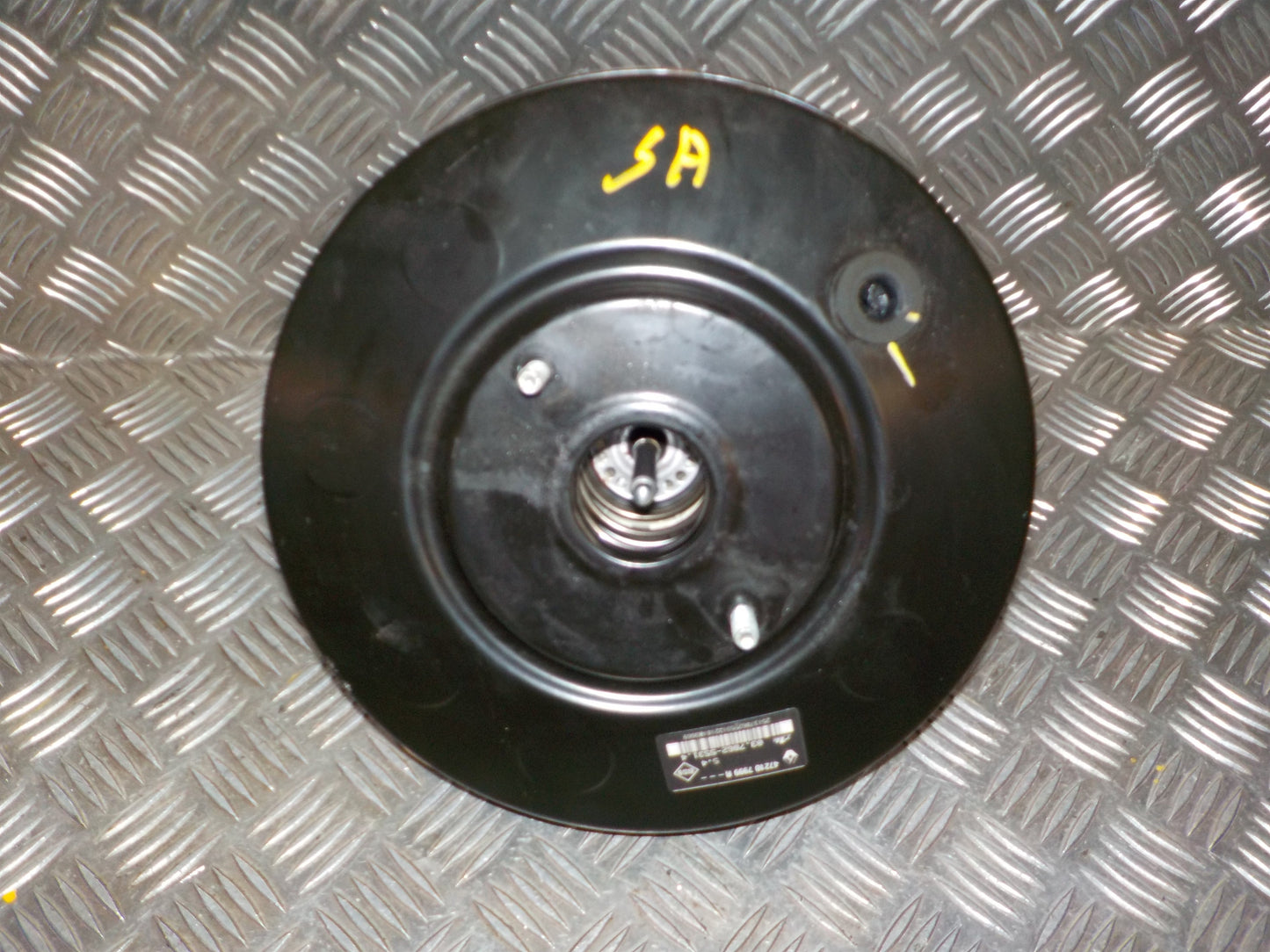 Dacia Dokker Bremseforstærker Med OEM Nr. 472107999R Fra Dacia Ophugger