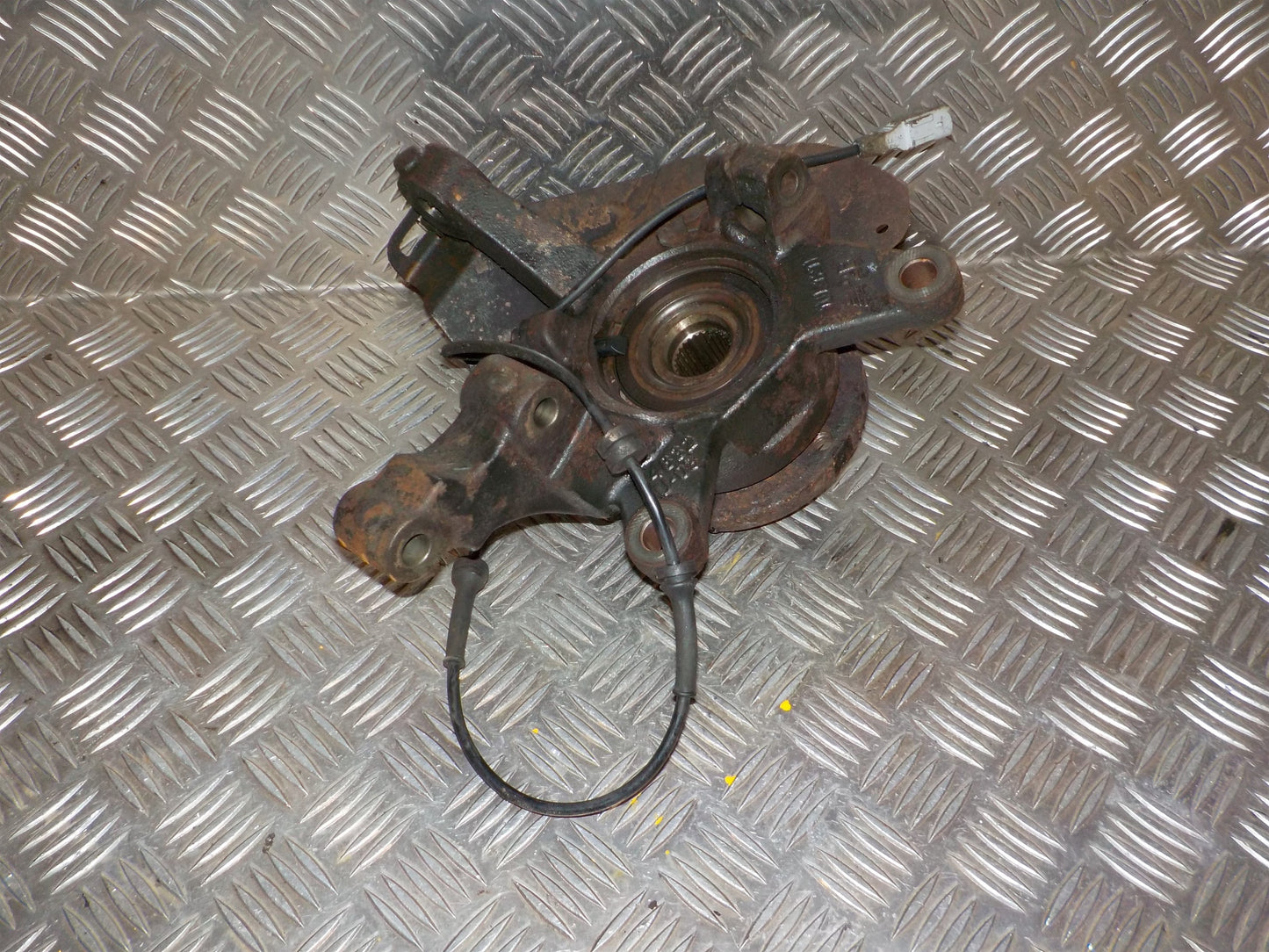 Peugeot Expert Spindel For H Med OEM Nr. 364793 Fra Peugeot Ophugger